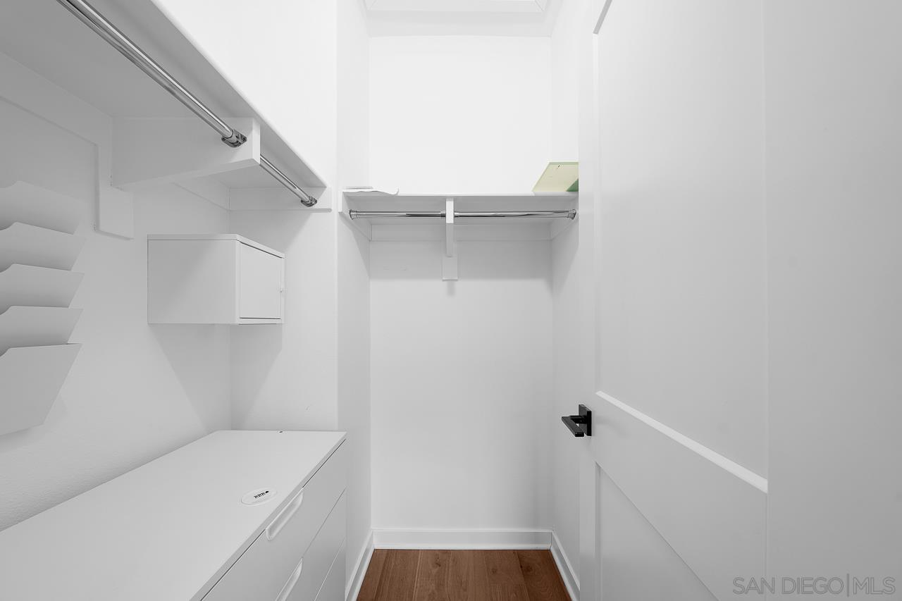 Detail Gallery Image 32 of 69 For 2776  via Alta Pl, San Diego,  CA 92108 - 3 Beds | 3 Baths