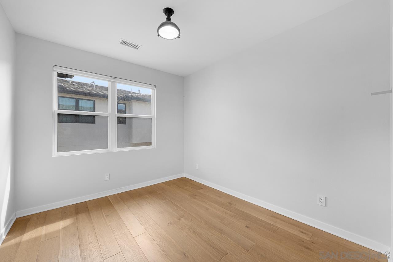 Detail Gallery Image 33 of 71 For 2776  via Alta Pl, San Diego,  CA 92108 - 3 Beds | 3 Baths