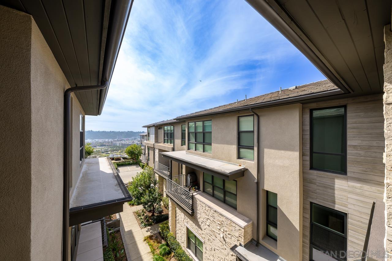 Detail Gallery Image 41 of 71 For 2776  via Alta Pl, San Diego,  CA 92108 - 3 Beds | 3 Baths