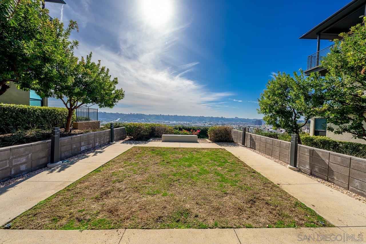 Detail Gallery Image 47 of 71 For 2776  via Alta Pl, San Diego,  CA 92108 - 3 Beds | 3 Baths