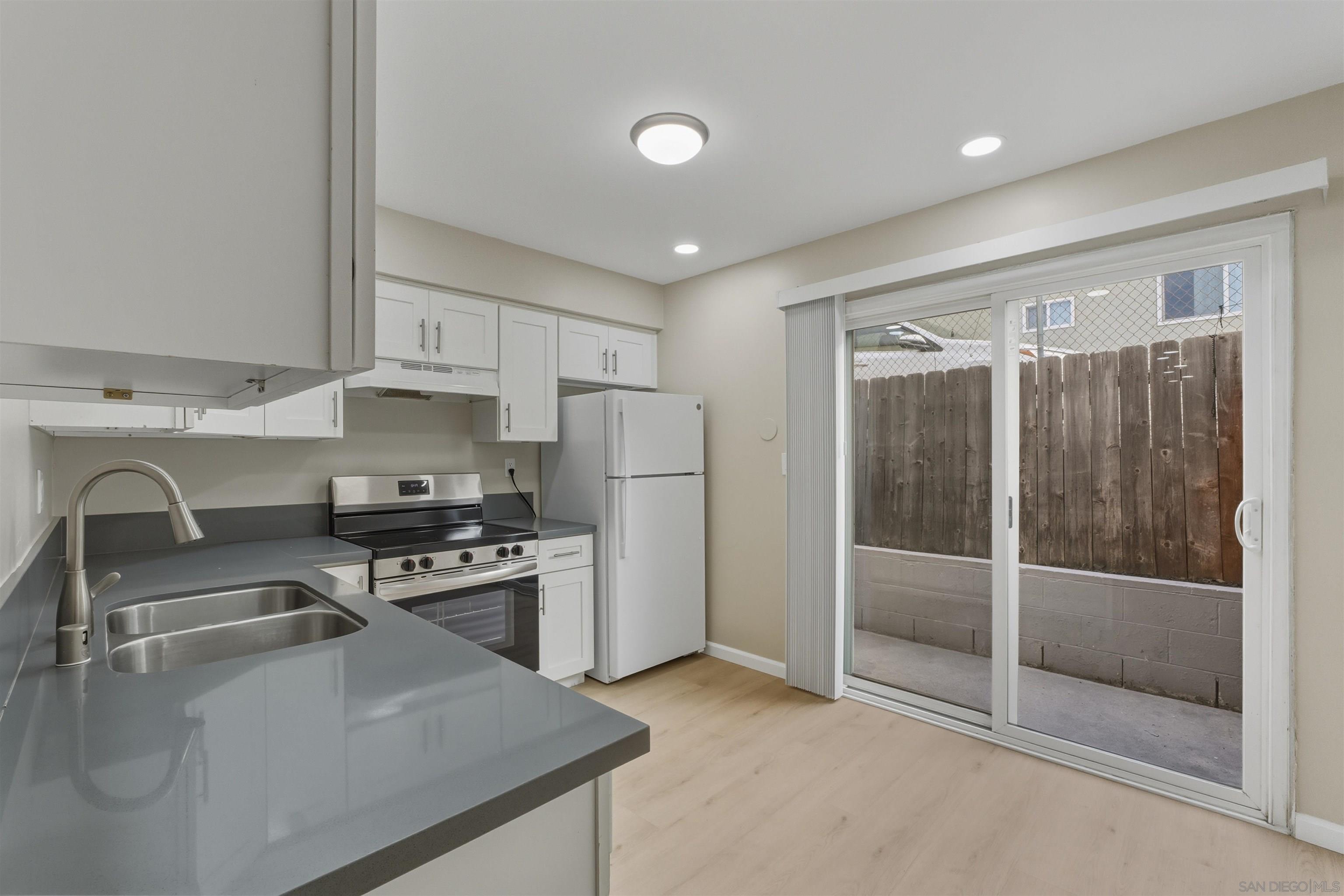 Detail Gallery Image 8 of 21 For 7125  Waite Drive, La Mesa,  CA 91941 - – Beds | – Baths