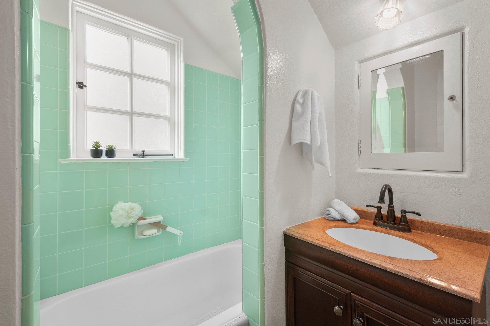 Detail Gallery Image 33 of 50 For 3638  Plumosa Drive, San Diego,  CA 92106 - 5 Beds | 2 Baths