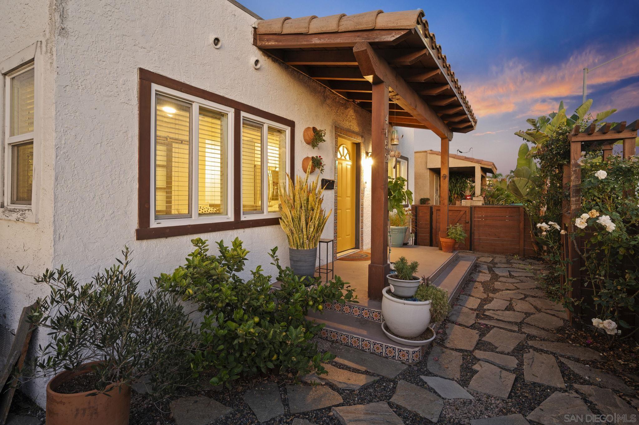 Front Image Thumbnail for SD260002632