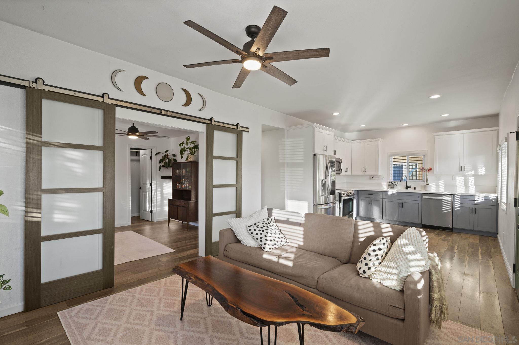 Detail Gallery Image 11 of 43 For 4152  Orange Ave, San Diego,  CA 92105 - 3 Beds | 2 Baths