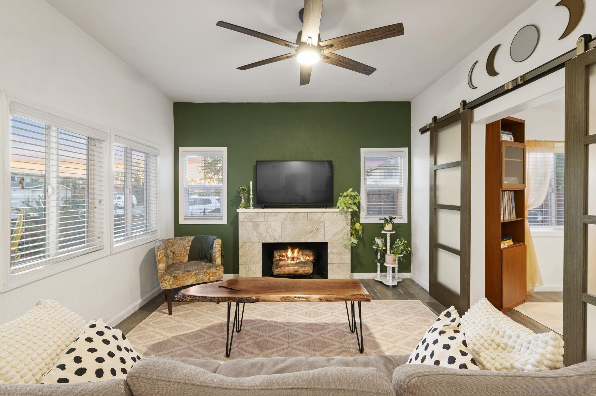 Detail Gallery Image 8 of 43 For 4152  Orange Ave, San Diego,  CA 92105 - 3 Beds | 2 Baths