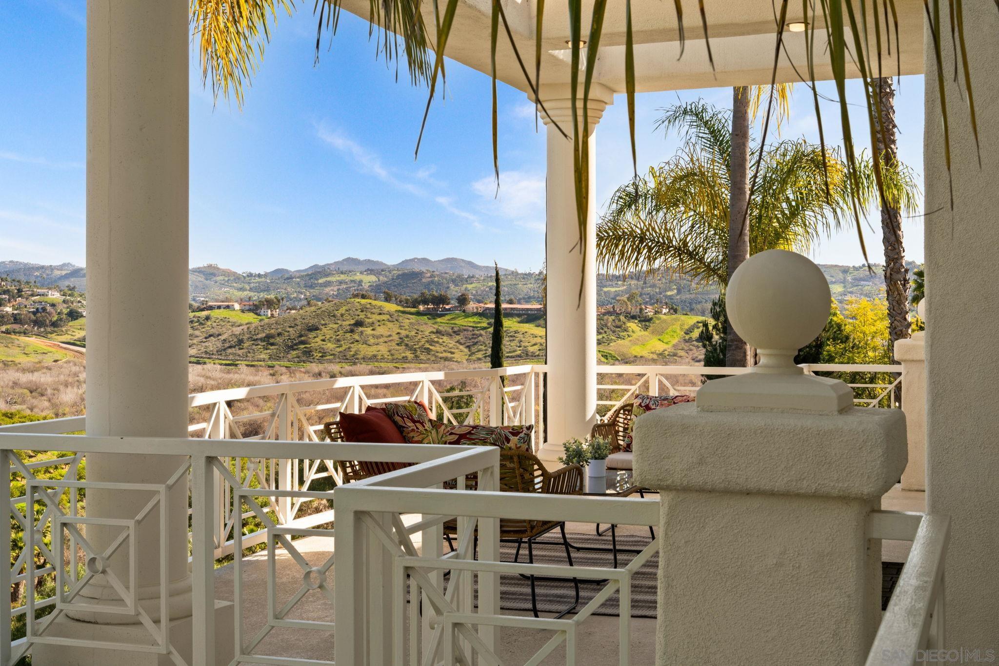 Detail Gallery Image 16 of 60 For 4462  Fallsbrae Rd, Fallbrook,  CA 92028 - 4 Beds | 3/1 Baths