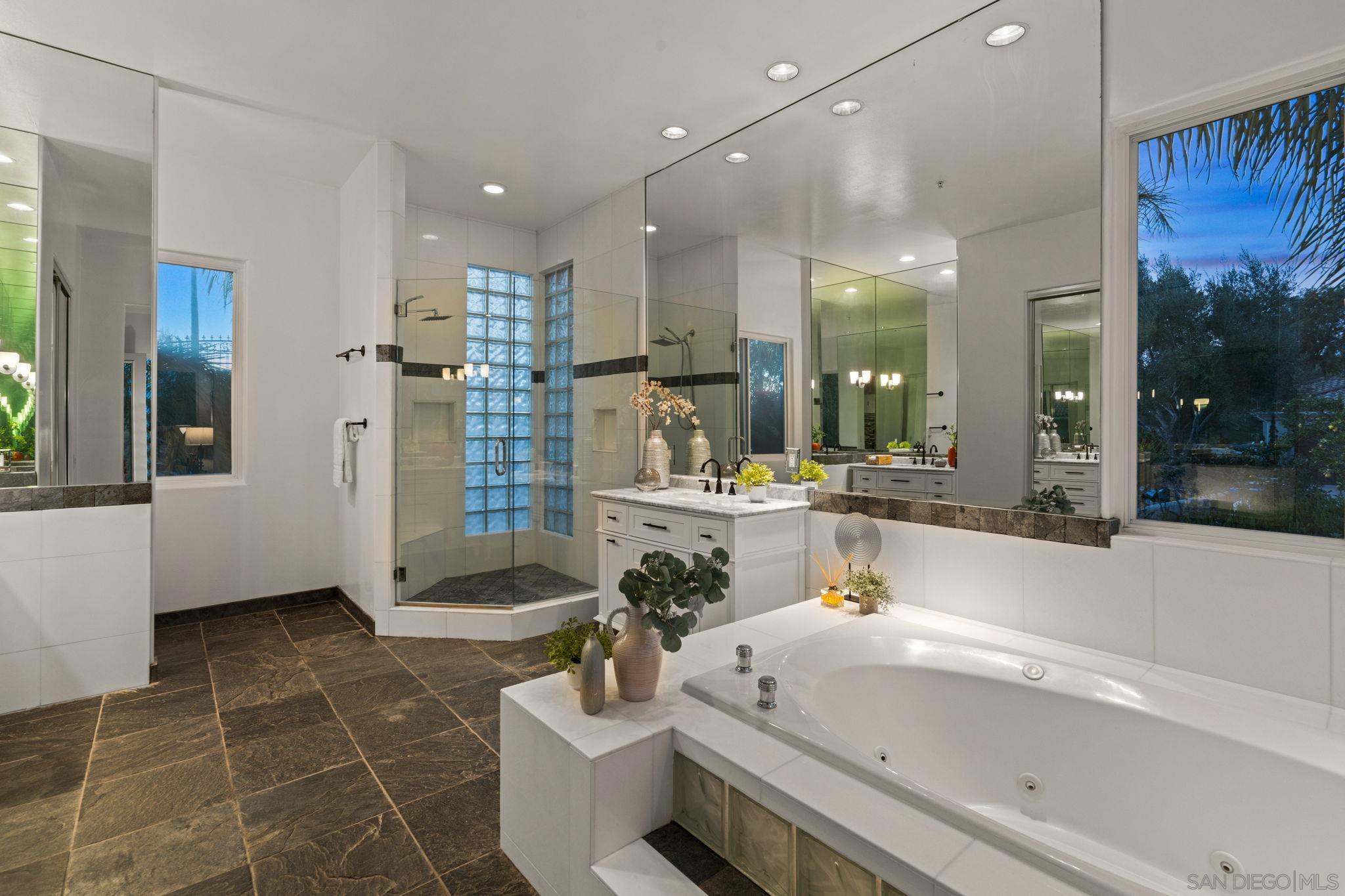 Detail Gallery Image 33 of 60 For 4462  Fallsbrae Rd, Fallbrook,  CA 92028 - 4 Beds | 3/1 Baths