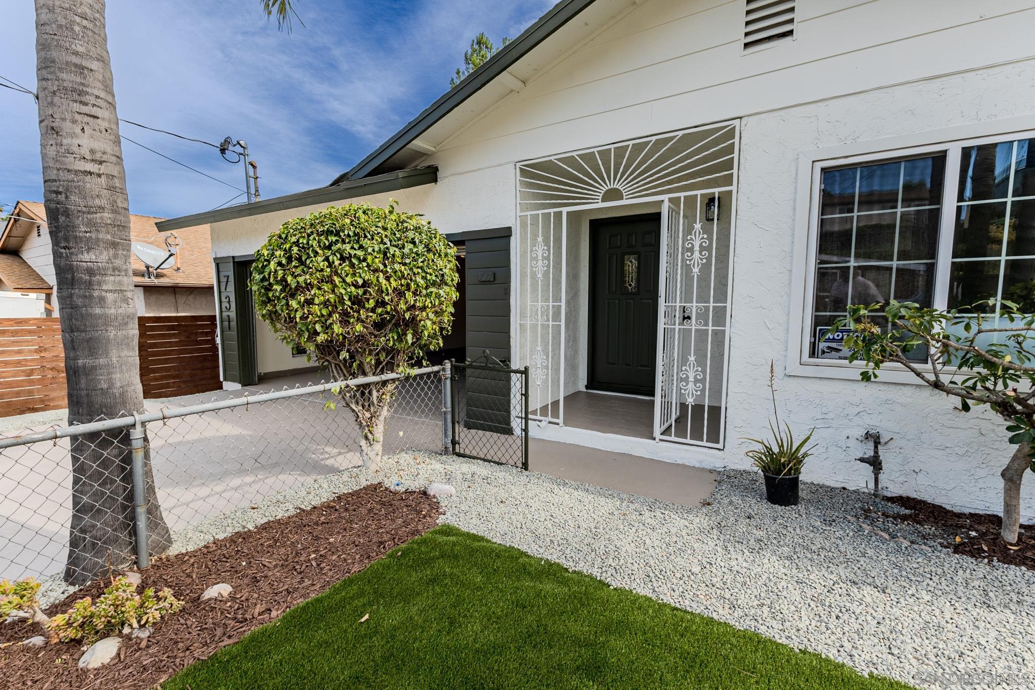 Detail Gallery Image 2 of 25 For 731  Pecos Street, Spring Valley,  CA 91977 - 3 Beds | 2 Baths