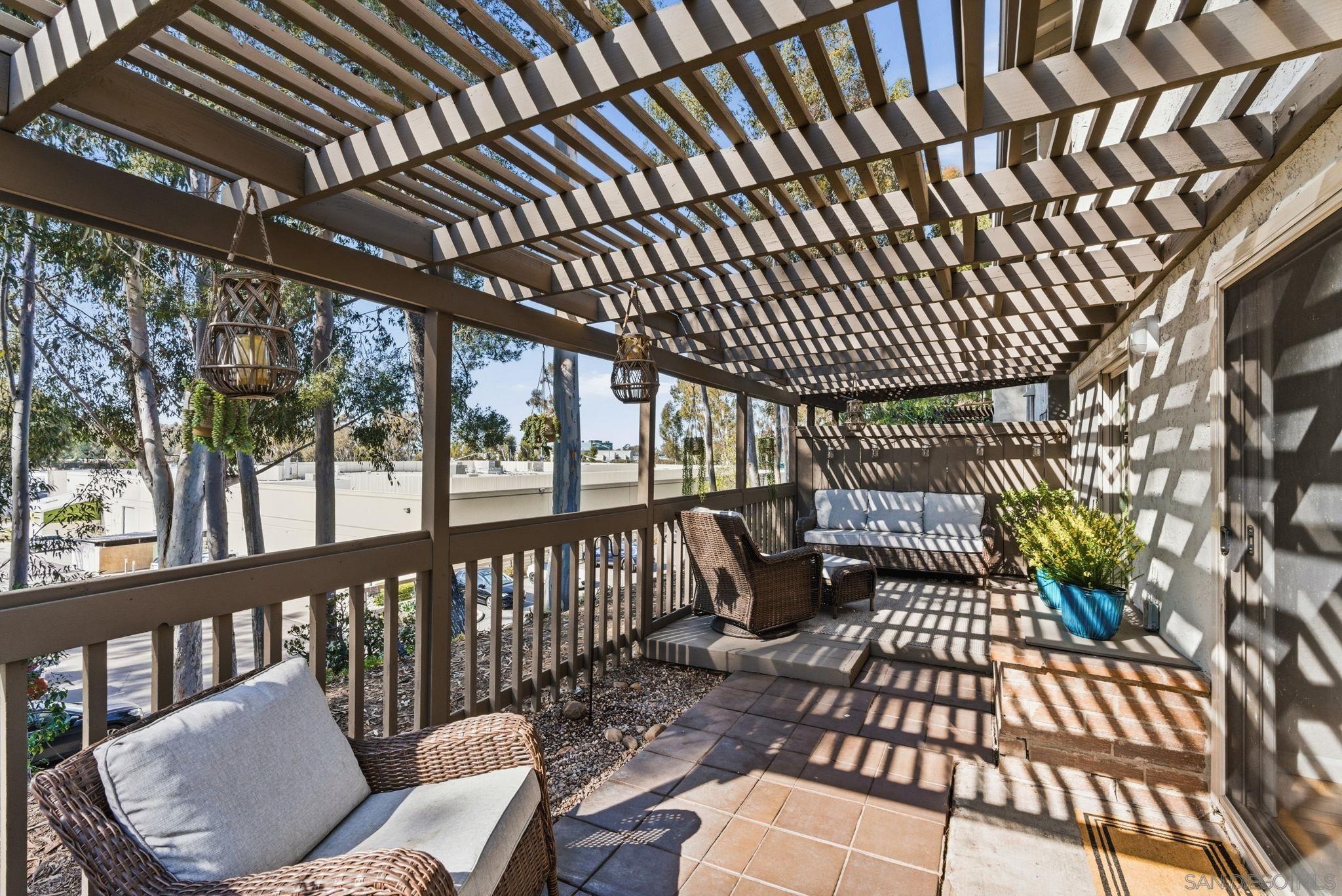 Detail Gallery Image 8 of 24 For 10251  Caminito Surabaya, San Diego,  CA 92131 - 4 Beds | 2/1 Baths