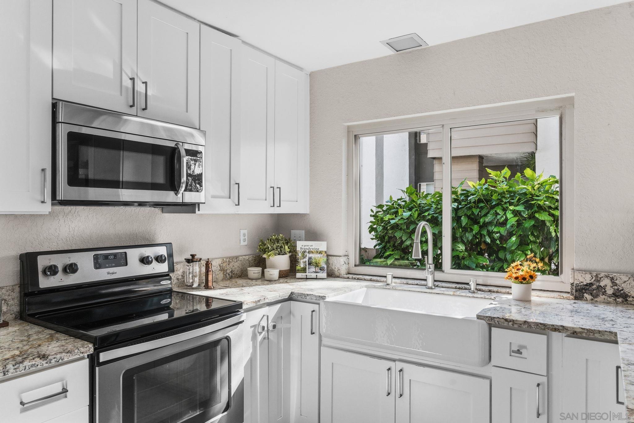 Detail Gallery Image 10 of 24 For 10251  Caminito Surabaya, San Diego,  CA 92131 - 4 Beds | 2/1 Baths