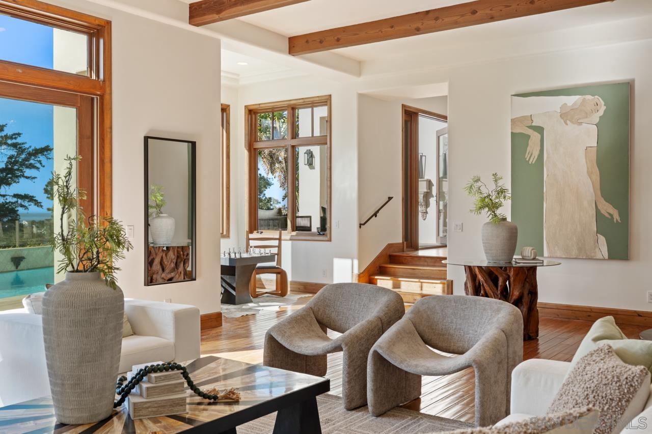 Detail Gallery Image 15 of 69 For 8080  La Jolla Scenic Dr N, La Jolla,  CA 92037 - 5 Beds | 4/1 Baths