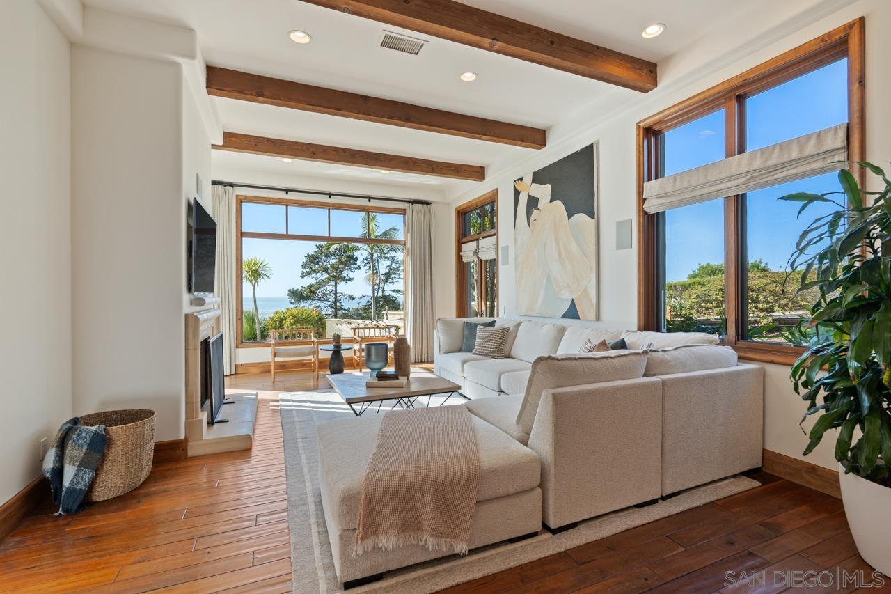 Detail Gallery Image 24 of 69 For 8080  La Jolla Scenic Dr N, La Jolla,  CA 92037 - 5 Beds | 4/1 Baths