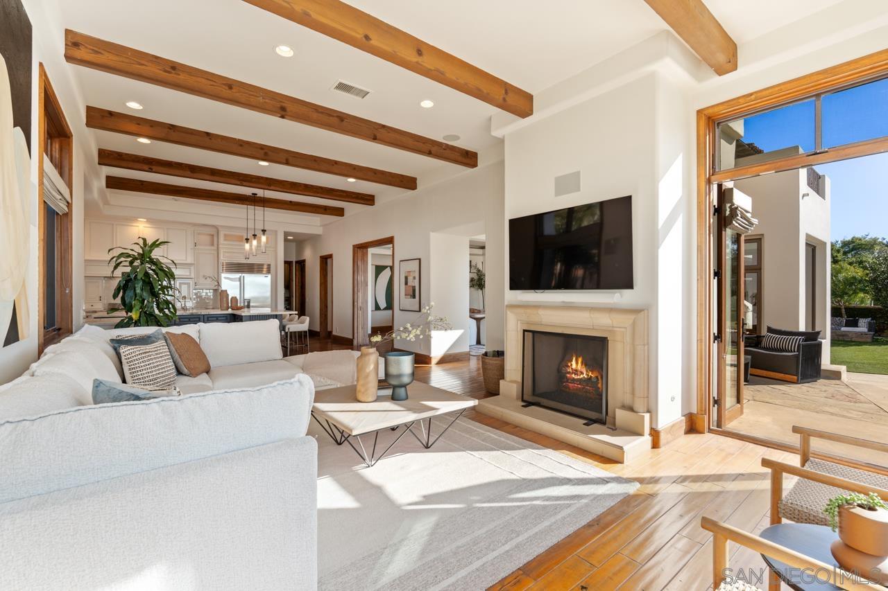 Detail Gallery Image 30 of 69 For 8080  La Jolla Scenic Dr N, La Jolla,  CA 92037 - 5 Beds | 4/1 Baths