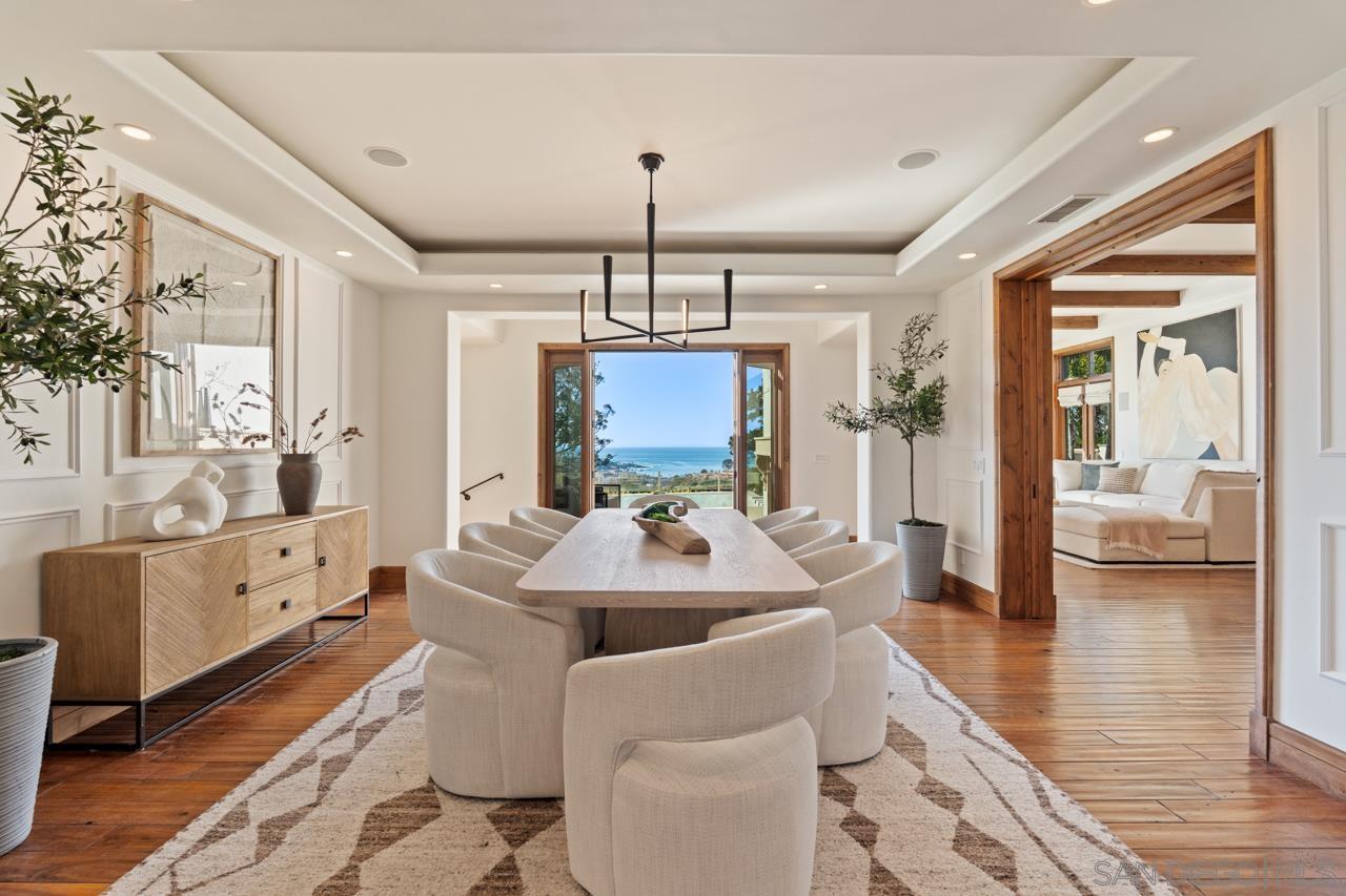 Detail Gallery Image 33 of 69 For 8080  La Jolla Scenic Dr N, La Jolla,  CA 92037 - 5 Beds | 4/1 Baths