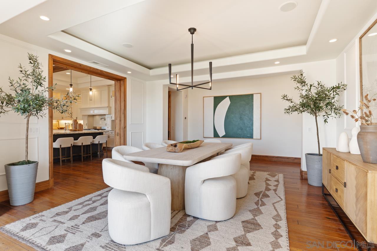 Detail Gallery Image 35 of 69 For 8080  La Jolla Scenic Dr N, La Jolla,  CA 92037 - 5 Beds | 4/1 Baths