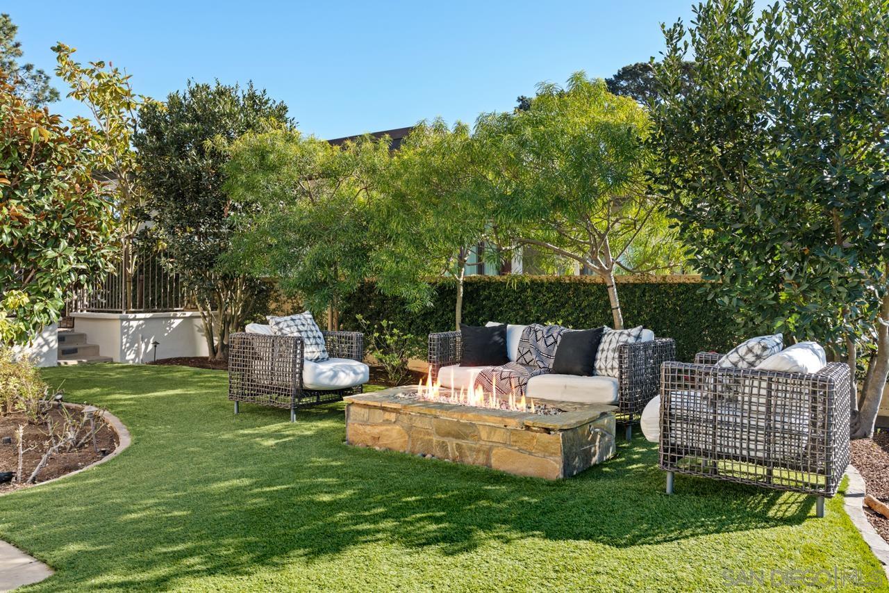 Detail Gallery Image 60 of 69 For 8080  La Jolla Scenic Dr N, La Jolla,  CA 92037 - 5 Beds | 4/1 Baths