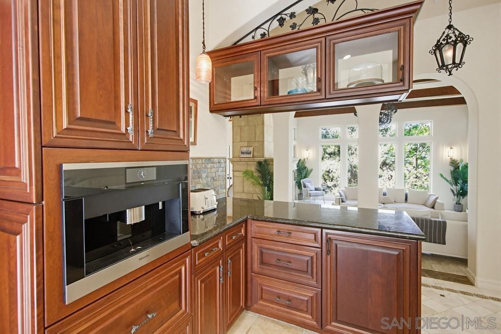 Detail Gallery Image 23 of 75 For 11558  Creek, Poway,  CA 92064 - 5 Beds | 4/1 Baths