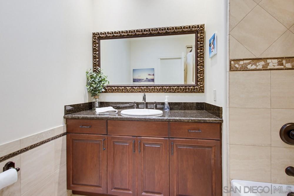 Detail Gallery Image 29 of 75 For 11558  Creek, Poway,  CA 92064 - 5 Beds | 4/1 Baths