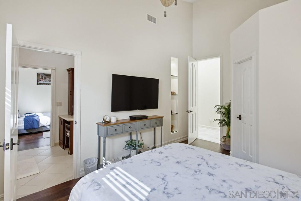 Detail Gallery Image 33 of 75 For 11558  Creek, Poway,  CA 92064 - 5 Beds | 4/1 Baths