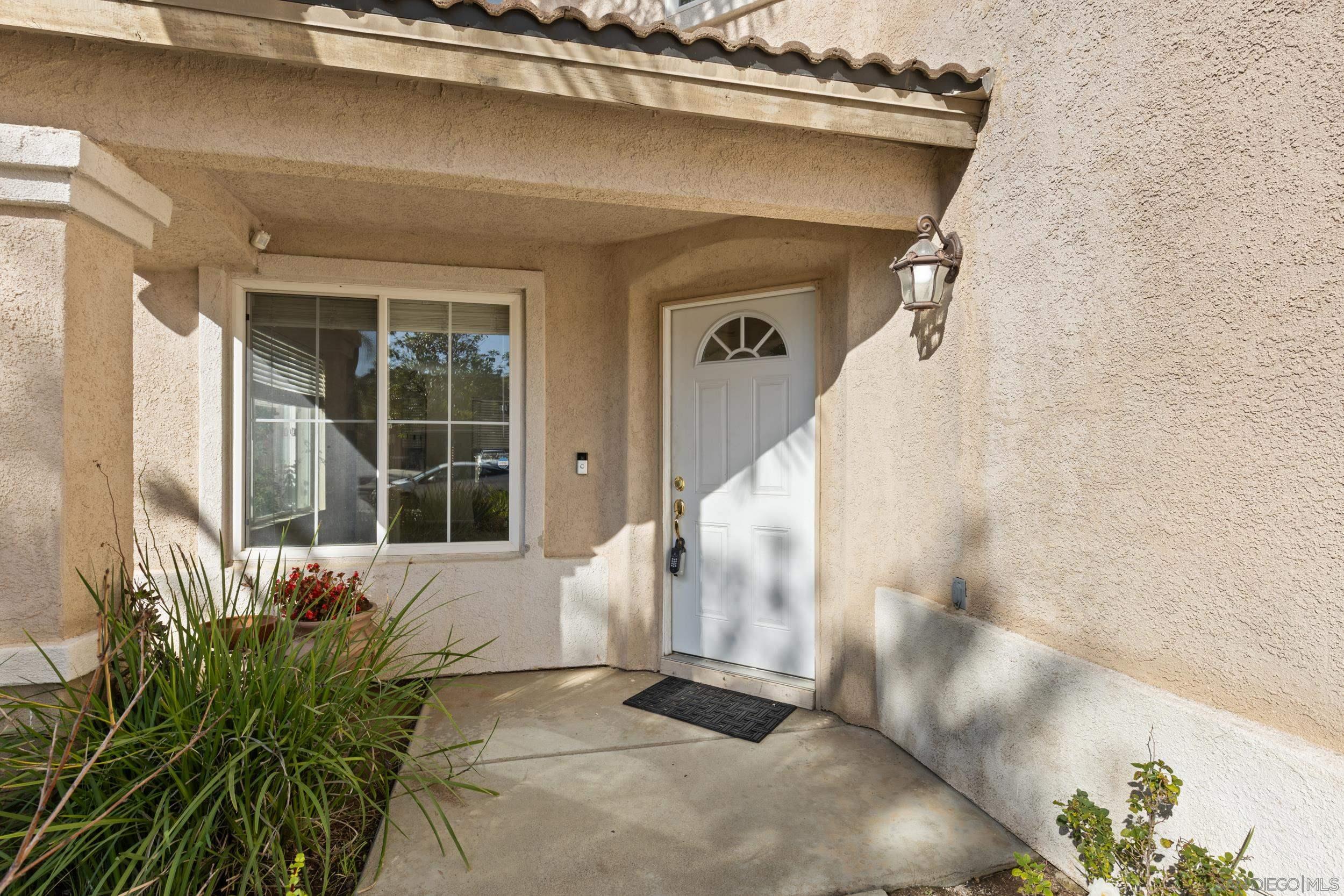 Detail Gallery Image 1 of 42 For 609  Jacks Creek Road, Escondido,  CA 92027 - 4 Beds | 2/1 Baths