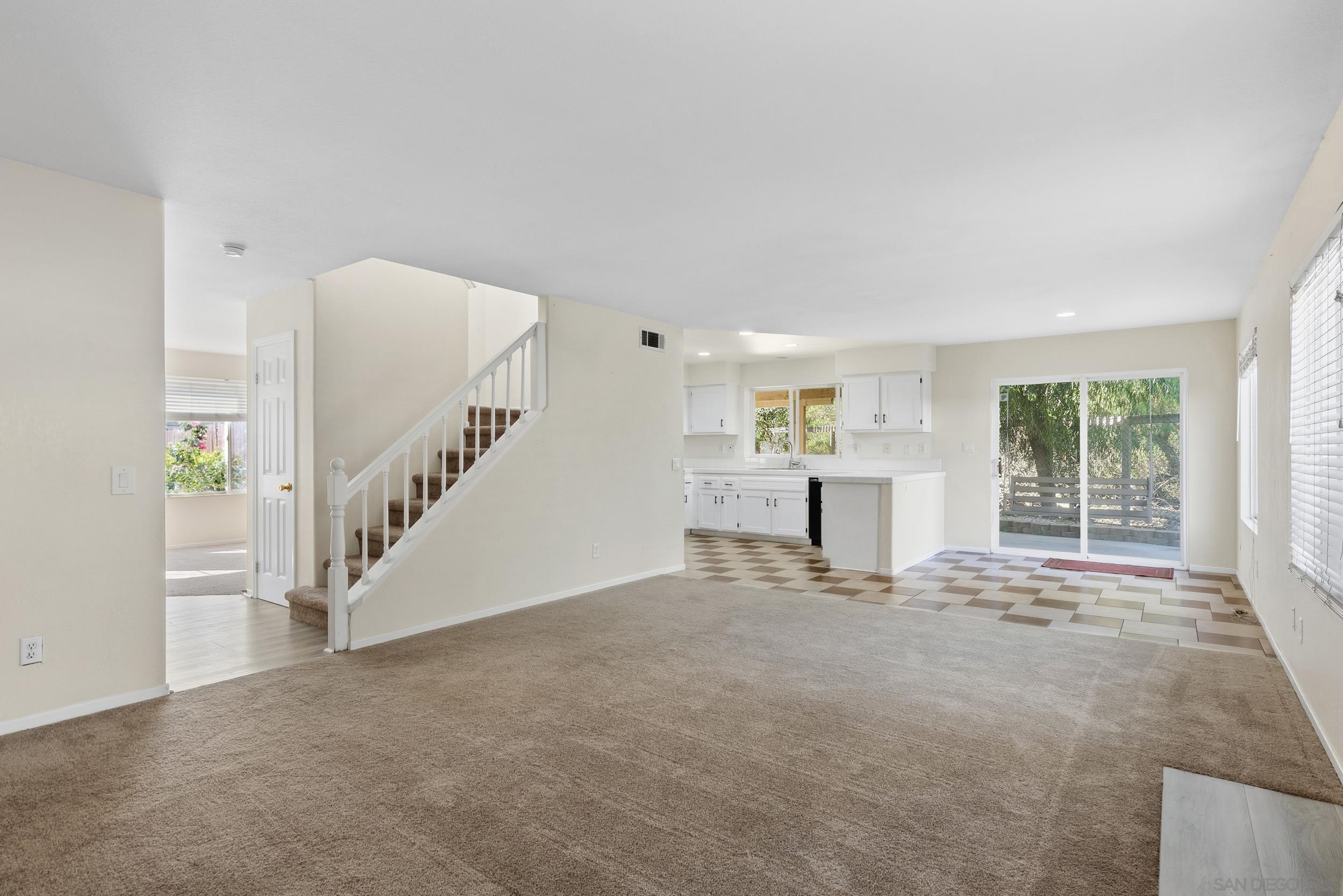 Detail Gallery Image 4 of 42 For 609  Jacks Creek Road, Escondido,  CA 92027 - 4 Beds | 2/1 Baths