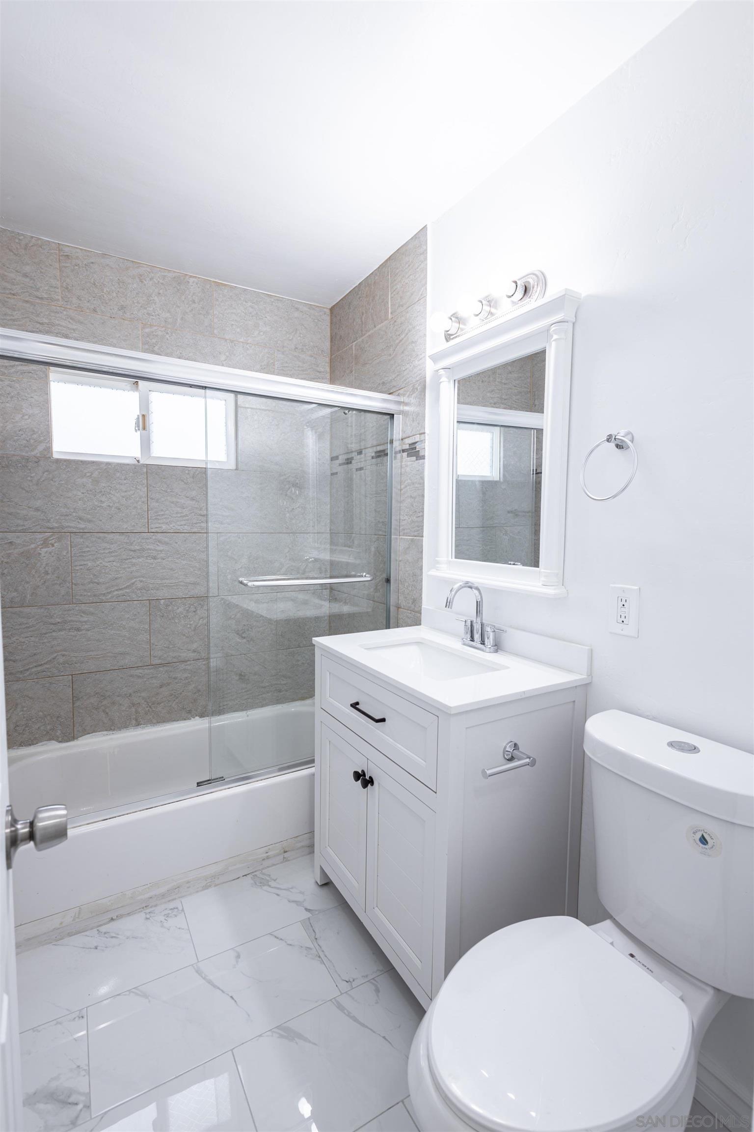 Detail Gallery Image 2 of 6 For 4244  46th St, San Diego,  CA 92115 - 3 Beds | 1 Baths