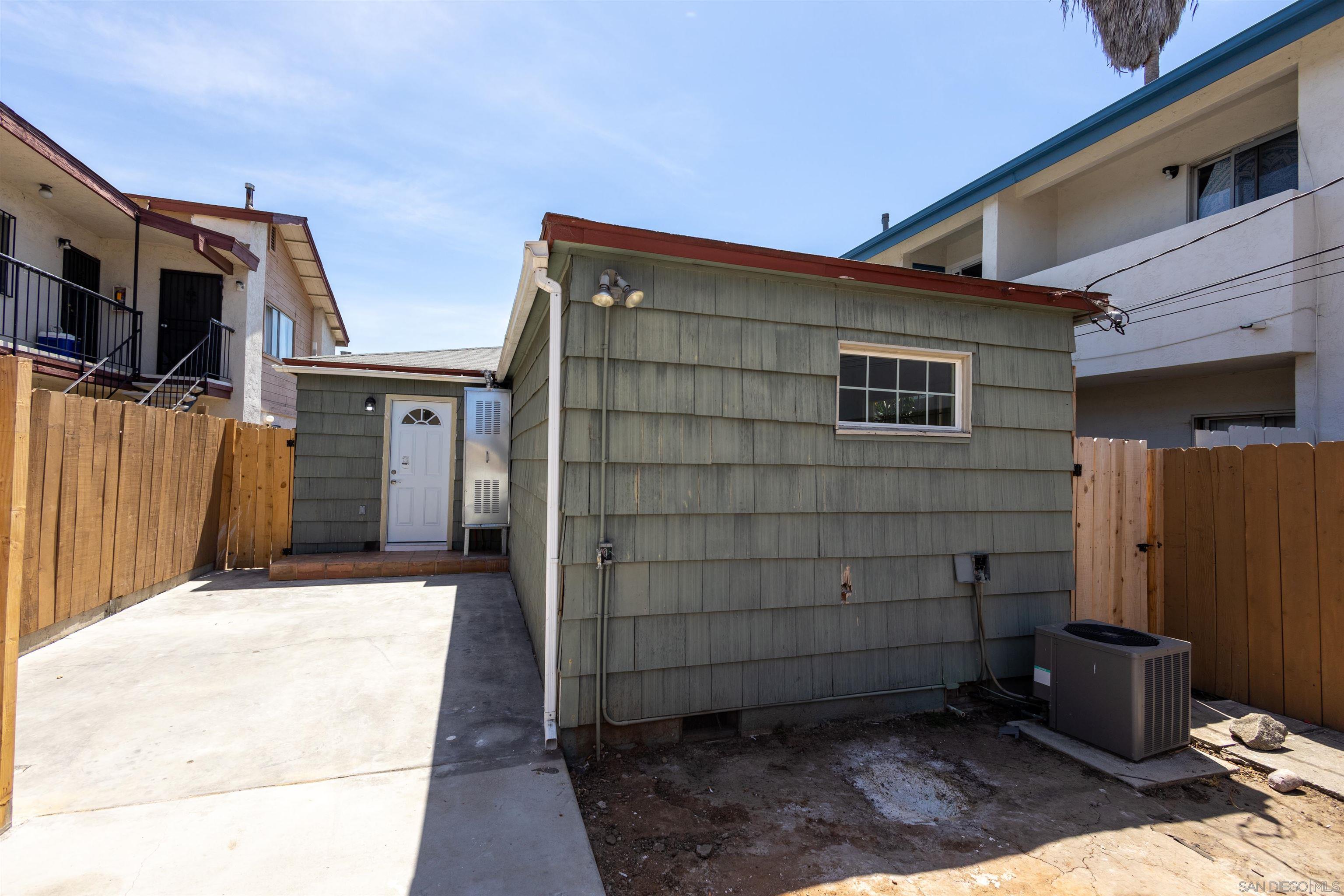 Detail Gallery Image 6 of 6 For 4244  46th St, San Diego,  CA 92115 - 3 Beds | 1 Baths