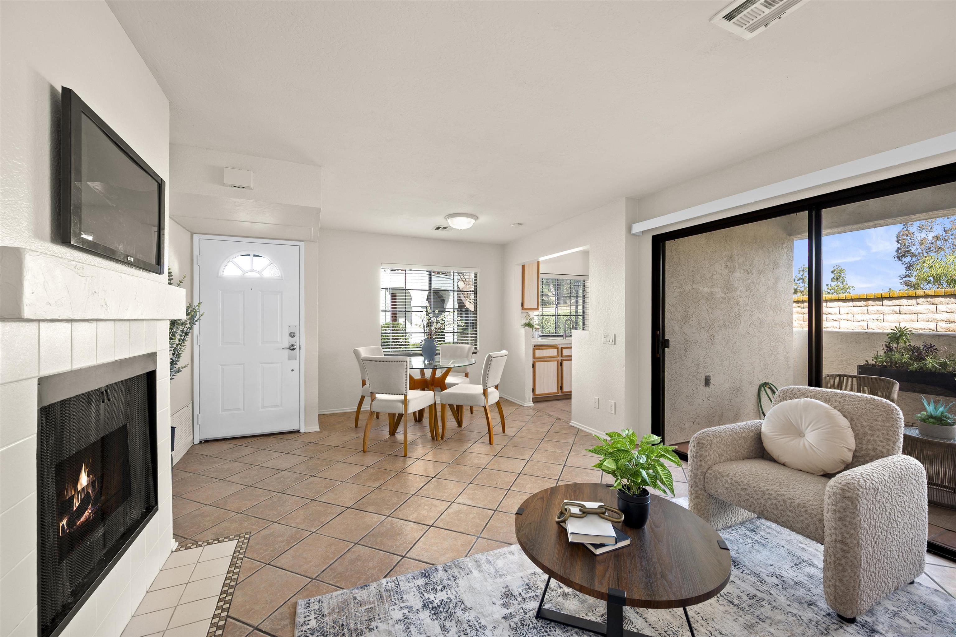 Detail Gallery Image 13 of 60 For 13340  Caminito Ciera  #47,  San Diego,  CA 92129 - 2 Beds | 2 Baths