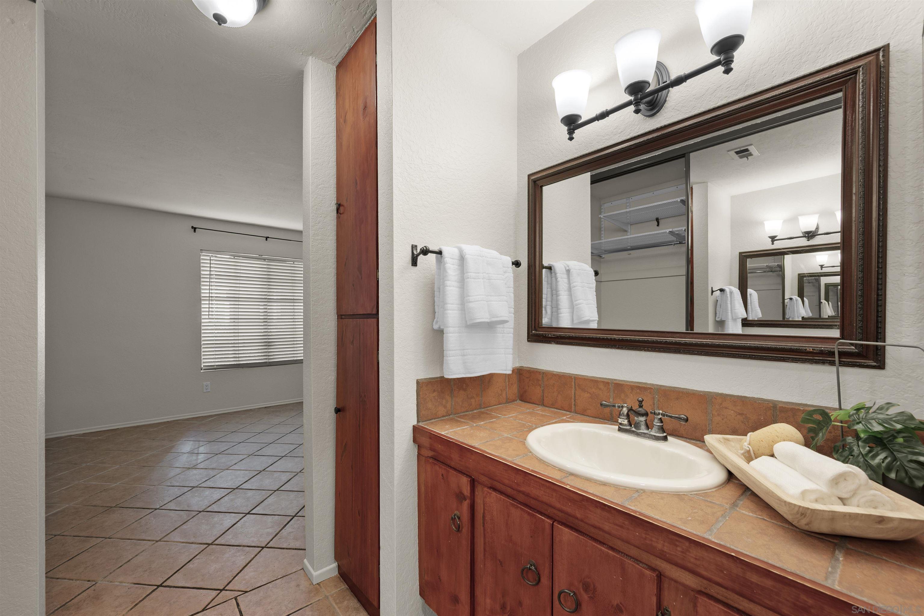 Detail Gallery Image 34 of 60 For 13340  Caminito Ciera  #47,  San Diego,  CA 92129 - 2 Beds | 2 Baths