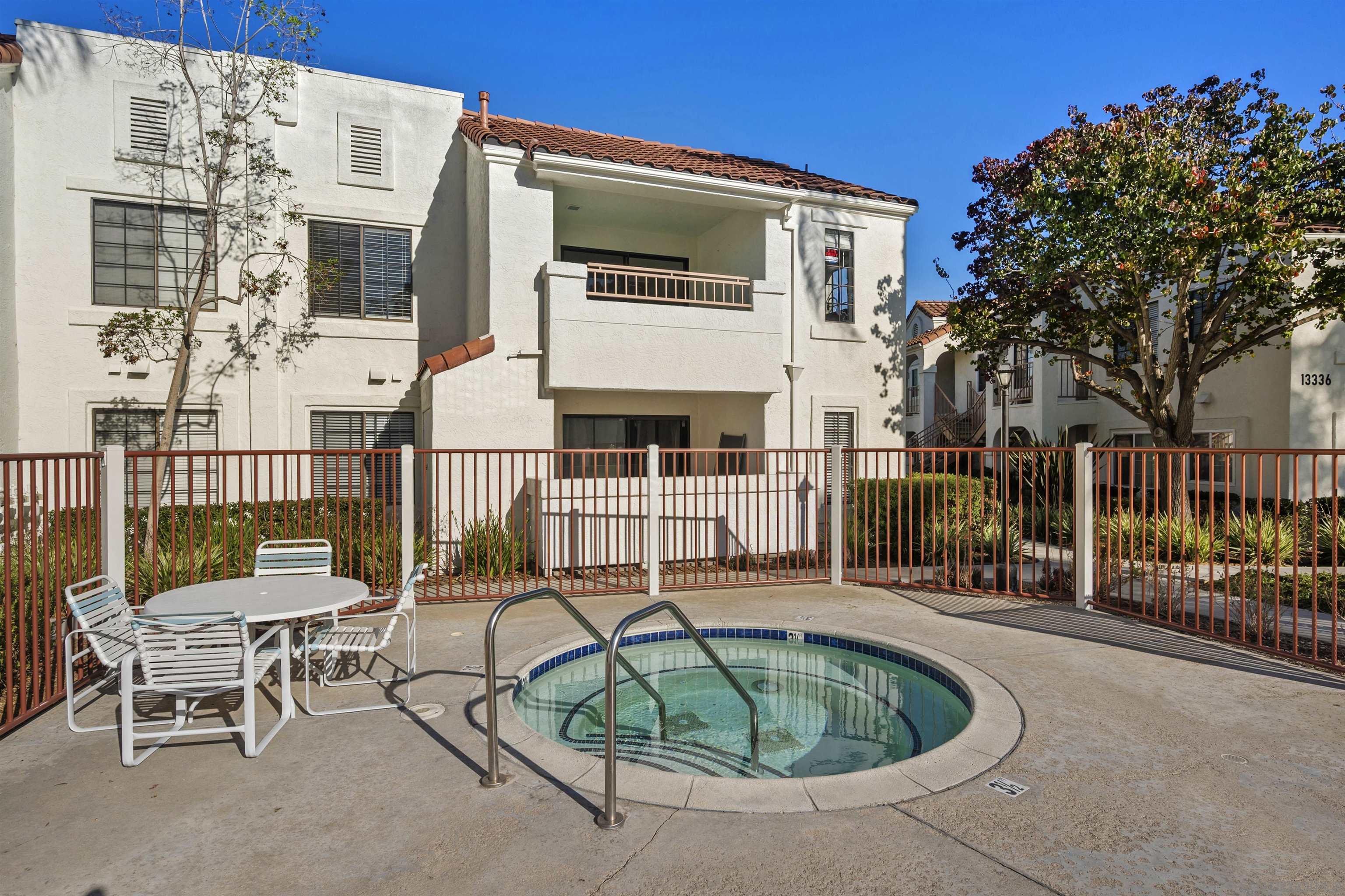 Detail Gallery Image 48 of 60 For 13340  Caminito Ciera  #47,  San Diego,  CA 92129 - 2 Beds | 2 Baths