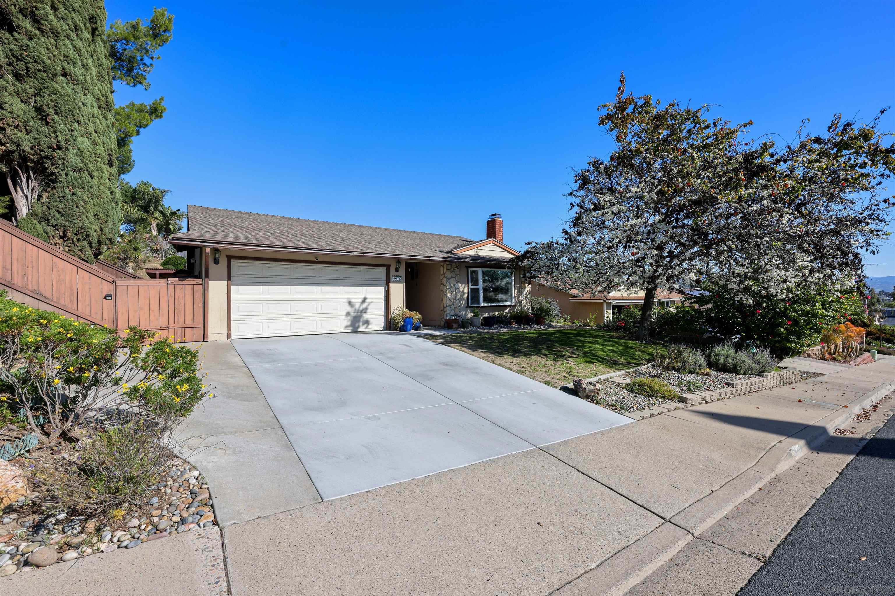 Front Image Thumbnail for SD260002653