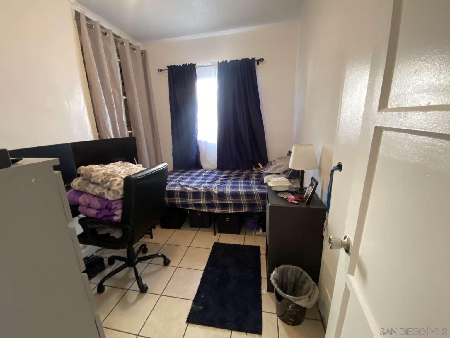 Detail Gallery Image 13 of 28 For 1202 E E 76th St, Los Angeles,  CA 90001 - – Beds | – Baths