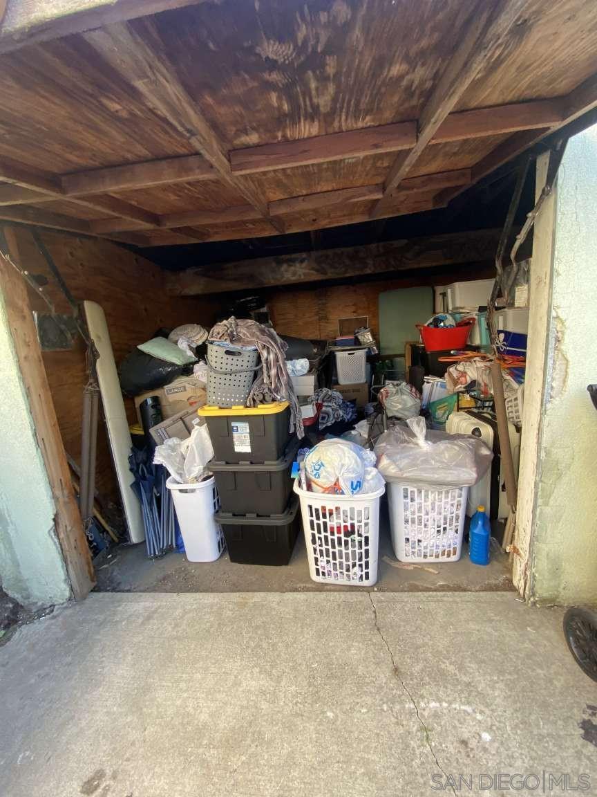 Detail Gallery Image 16 of 28 For 1202 E E 76th St, Los Angeles,  CA 90001 - – Beds | – Baths