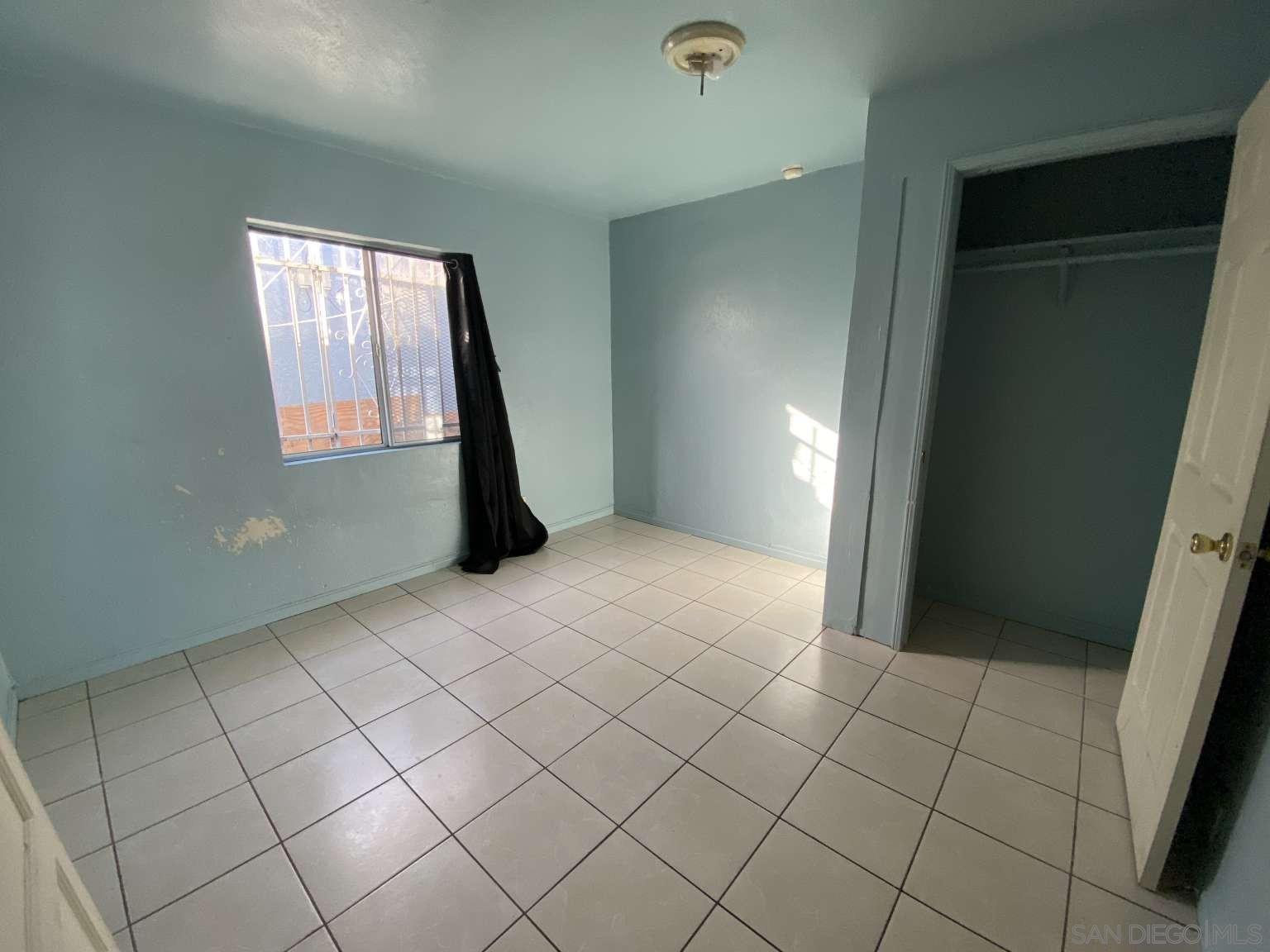 Detail Gallery Image 17 of 26 For 1202 E 76th St, Los Angeles,  CA 90001 - – Beds | – Baths