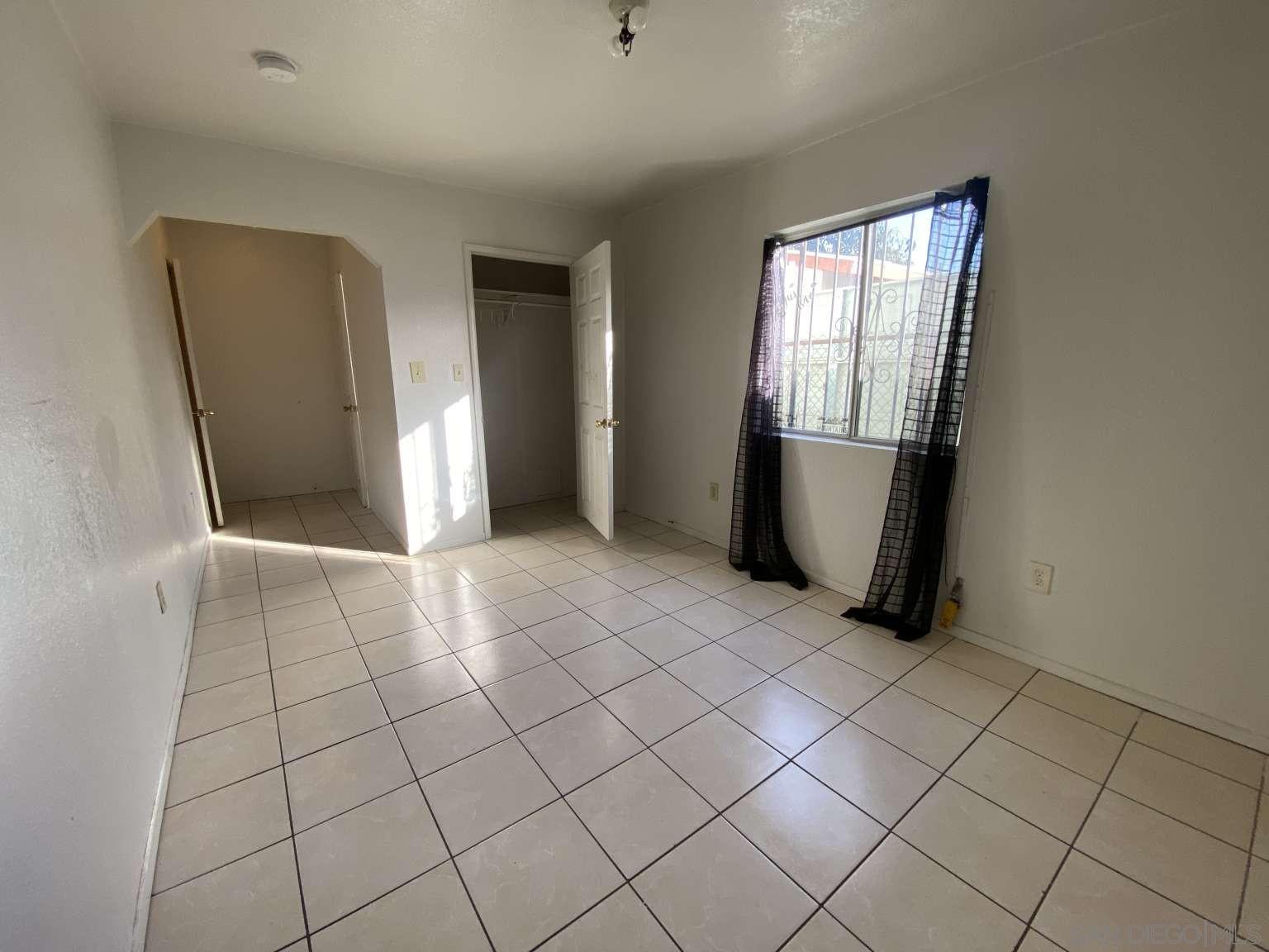 Detail Gallery Image 21 of 28 For 1202 E E 76th St, Los Angeles,  CA 90001 - – Beds | – Baths