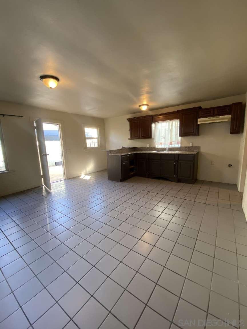 Detail Gallery Image 22 of 26 For 1202 E 76th St, Los Angeles,  CA 90001 - – Beds | – Baths