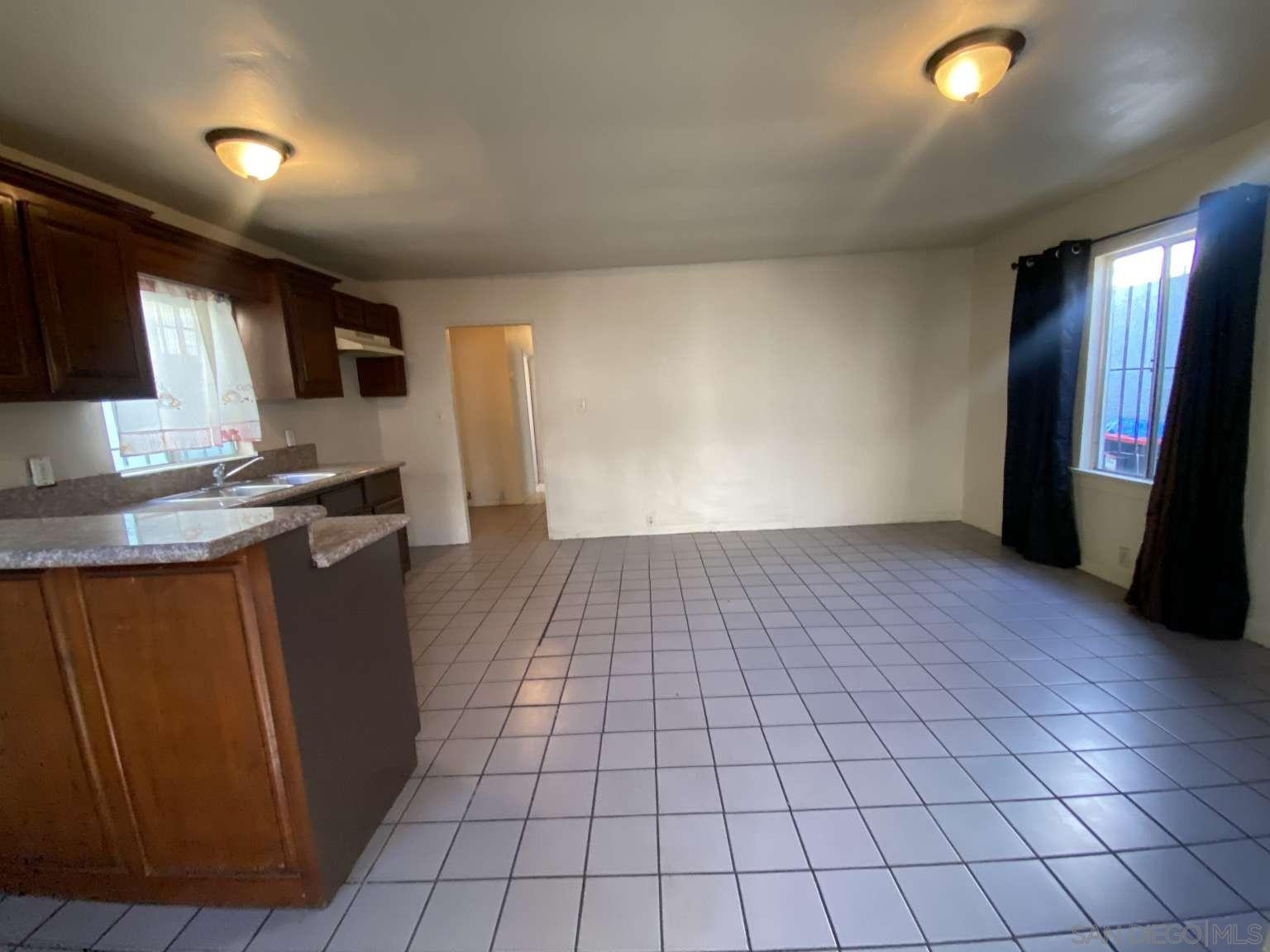 Detail Gallery Image 24 of 26 For 1202 E 76th St, Los Angeles,  CA 90001 - – Beds | – Baths