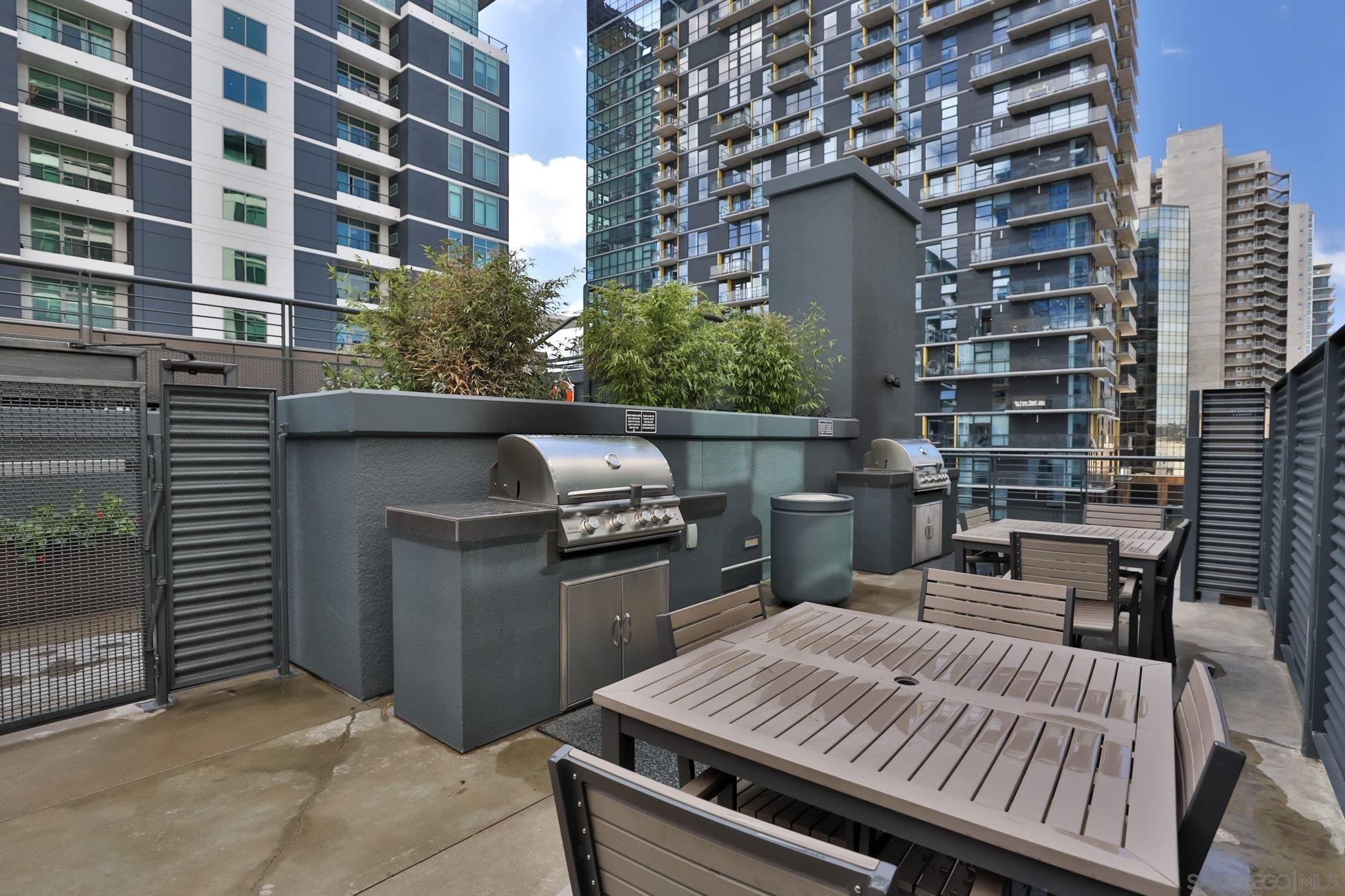 Detail Gallery Image 36 of 53 For 425 W Beech St  #433,  San Diego,  CA 92101 - 2 Beds | 1 Baths