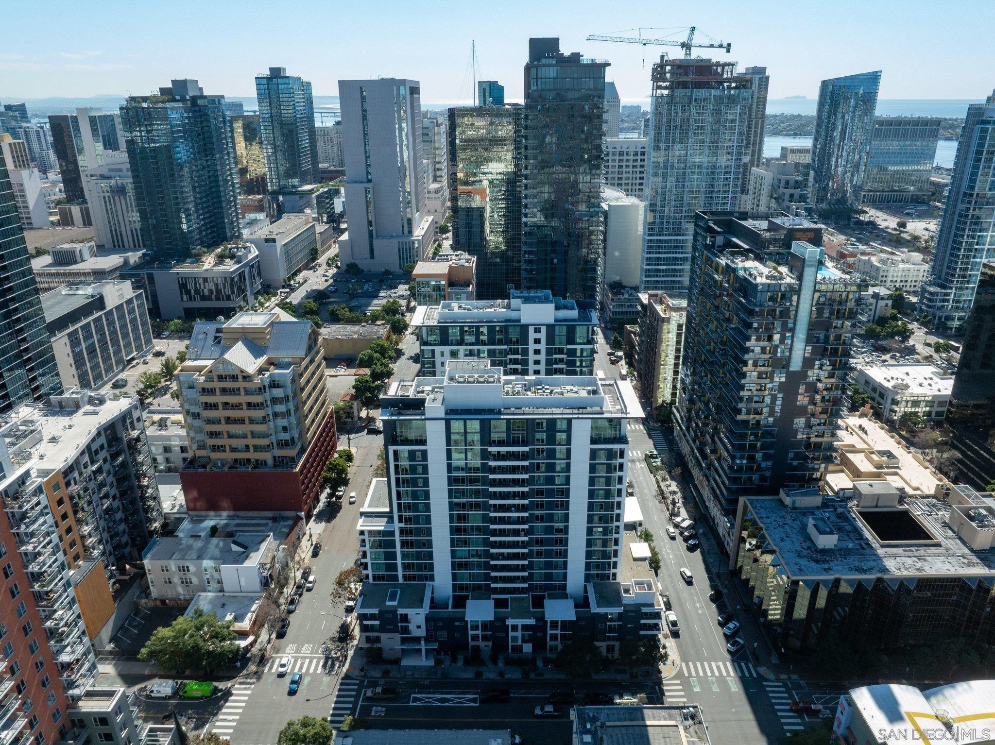 Detail Gallery Image 50 of 53 For 425 W Beech St  #433,  San Diego,  CA 92101 - 2 Beds | 1 Baths