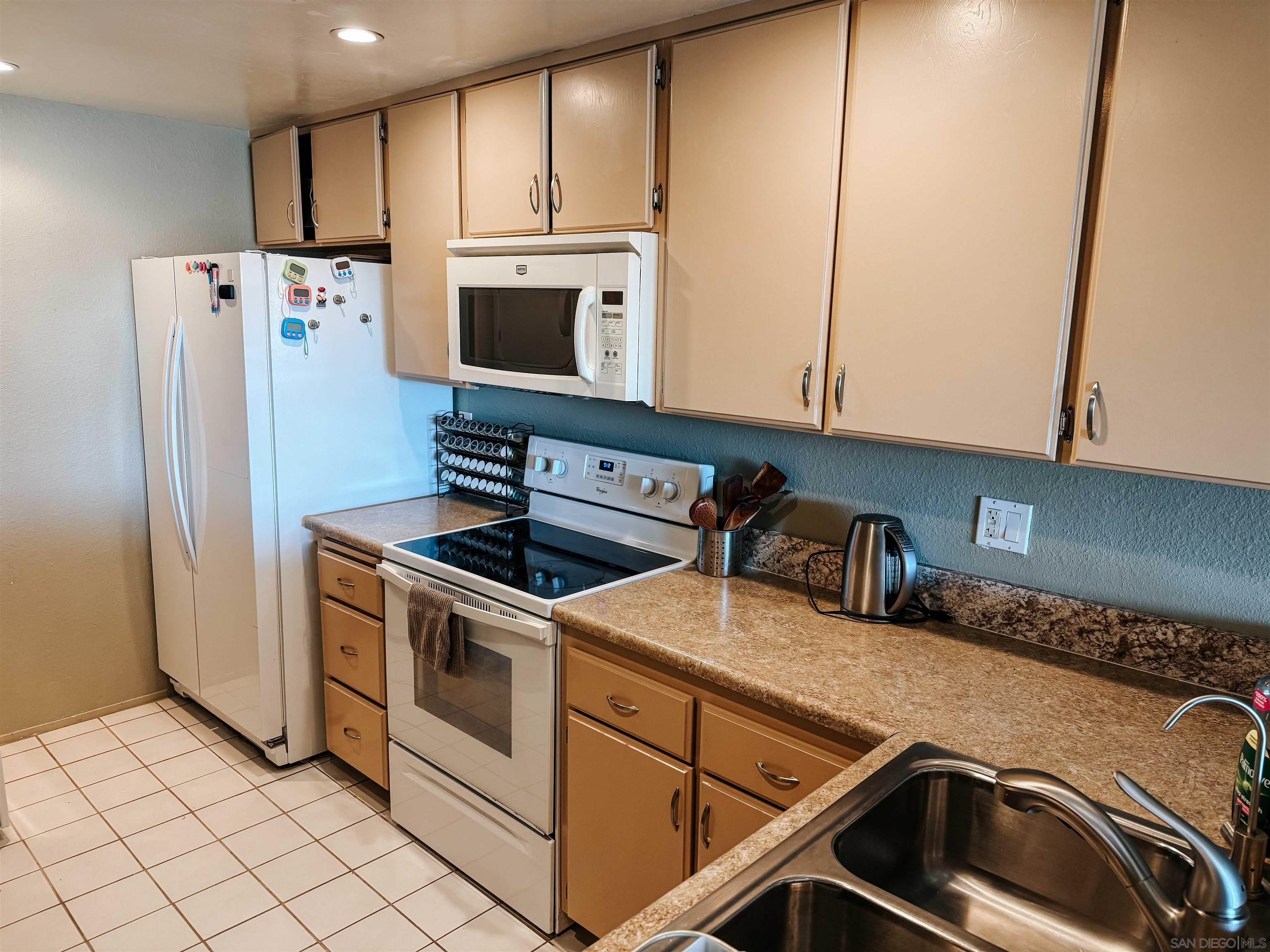 Detail Gallery Image 12 of 21 For 3098  Rue Dorleans  210, San Diego,  CA 92110 - 1 Beds | 1 Baths