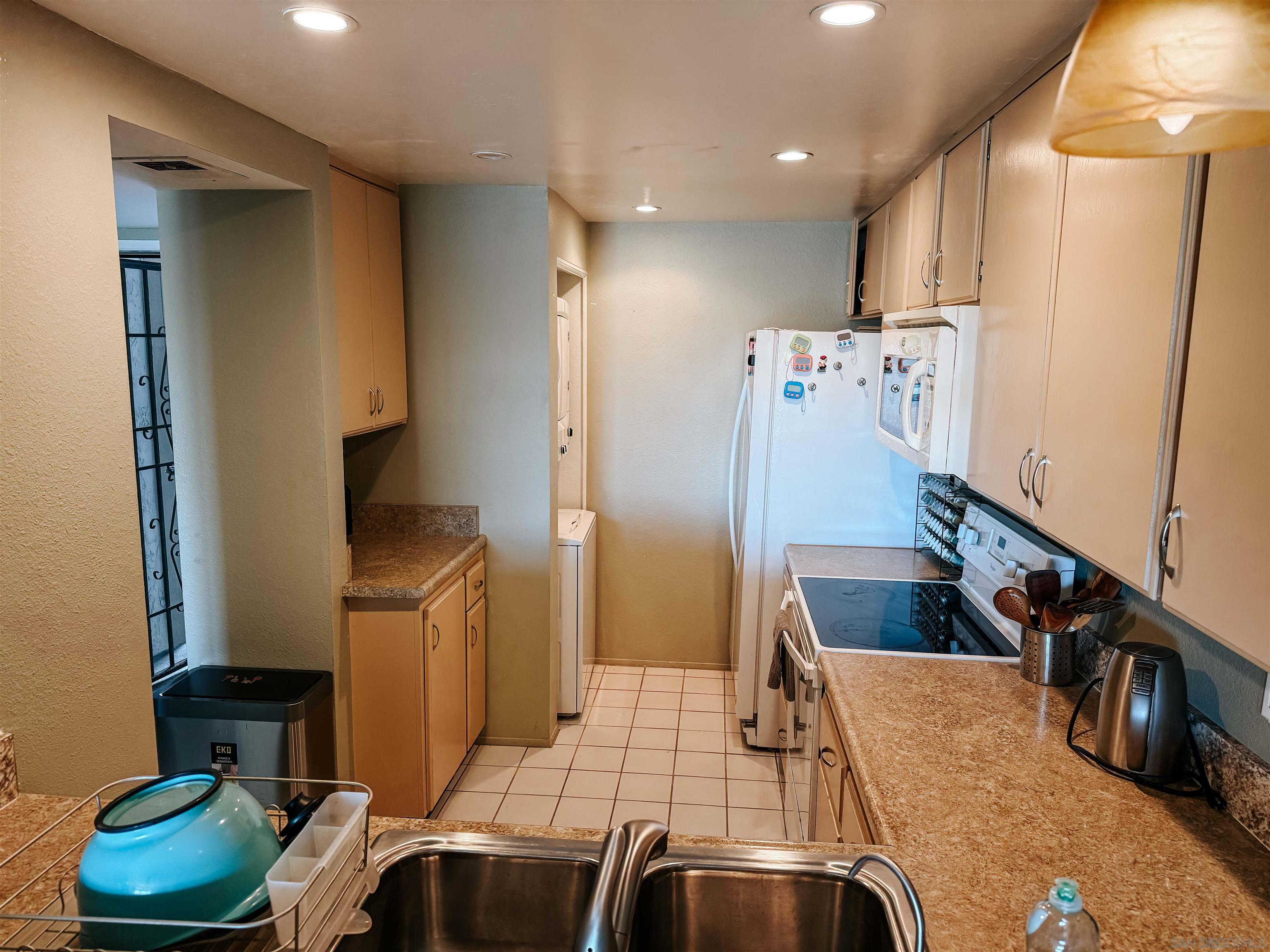 Detail Gallery Image 14 of 21 For 3098  Rue Dorleans  210, San Diego,  CA 92110 - 1 Beds | 1 Baths