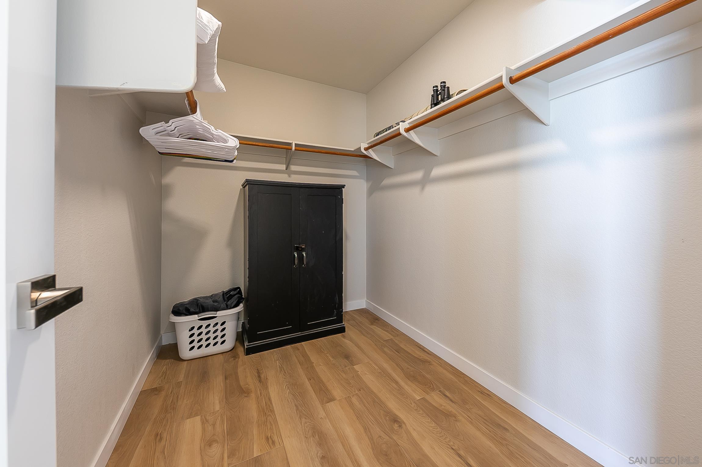 Detail Gallery Image 39 of 52 For 3537  Ocean Front Walk, San Diego,  CA 92109 - 3 Beds | 2/1 Baths