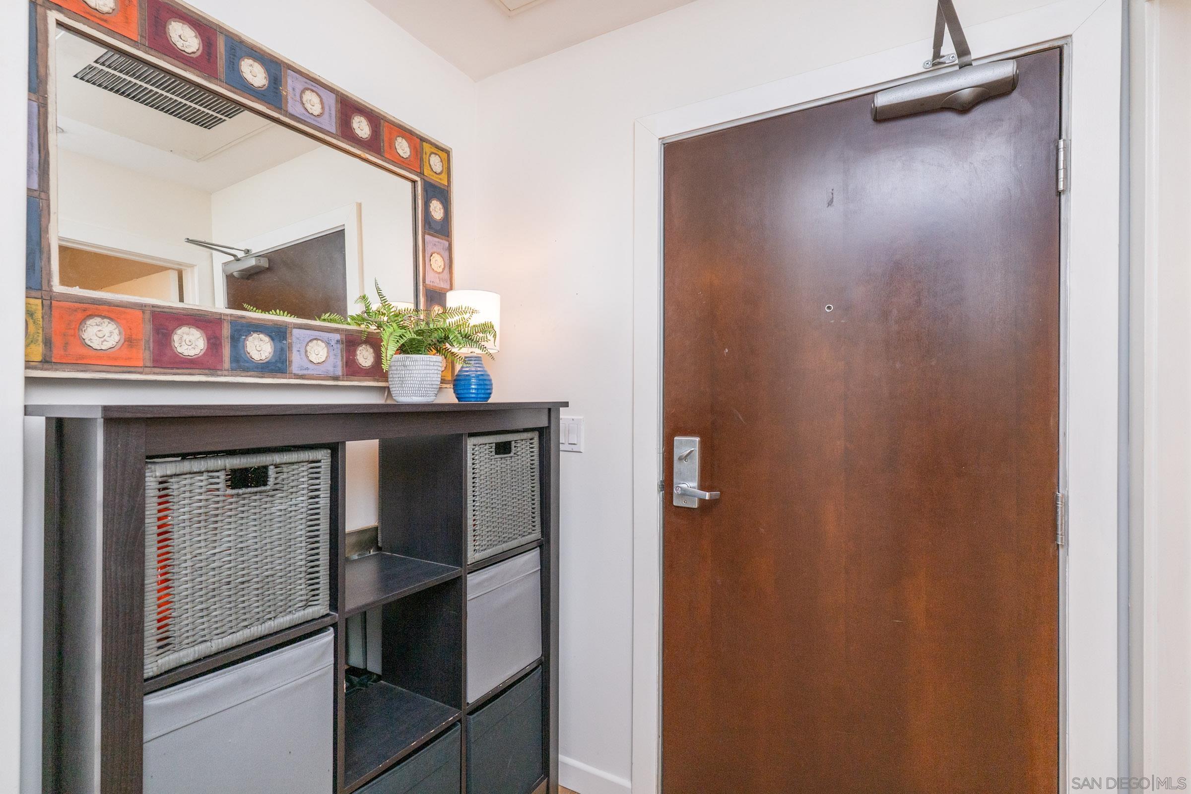 Detail Gallery Image 15 of 38 For 889 Date St  214, San Diego,  CA 92101 - 1 Beds | 1 Baths