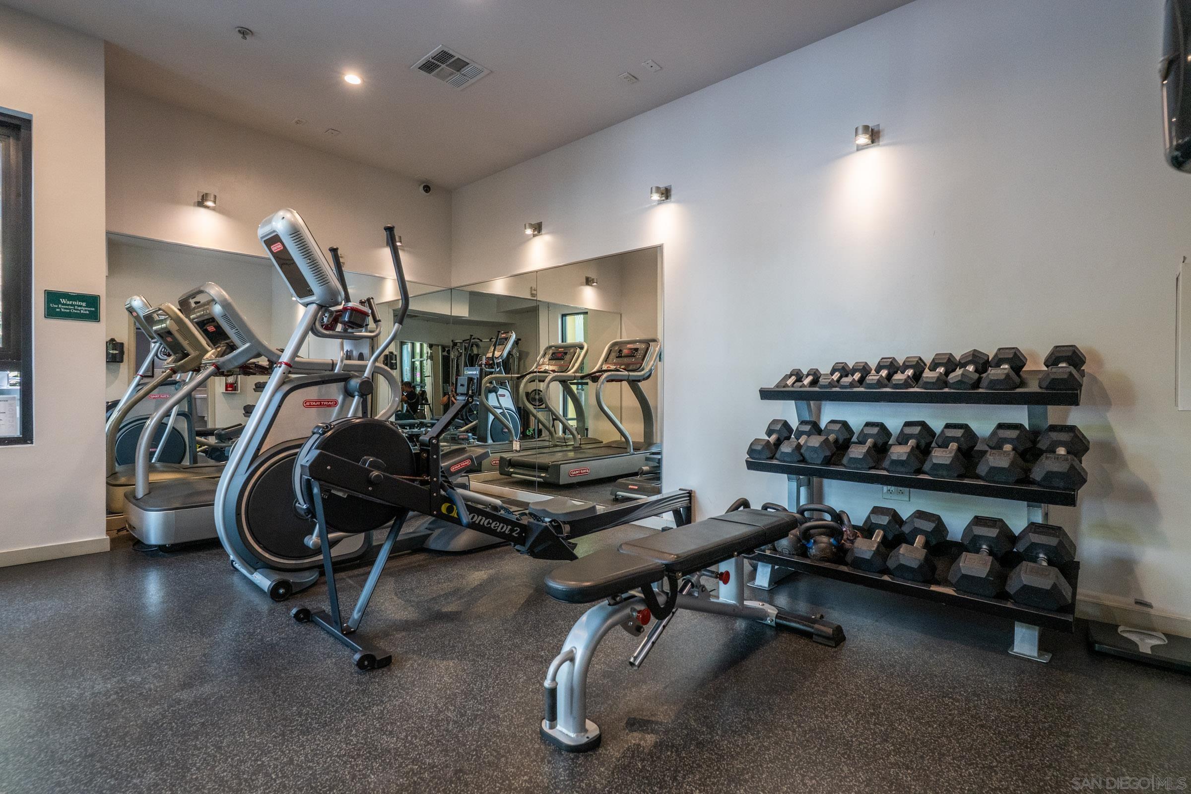 Detail Gallery Image 37 of 38 For 889 Date St  214, San Diego,  CA 92101 - 1 Beds | 1 Baths