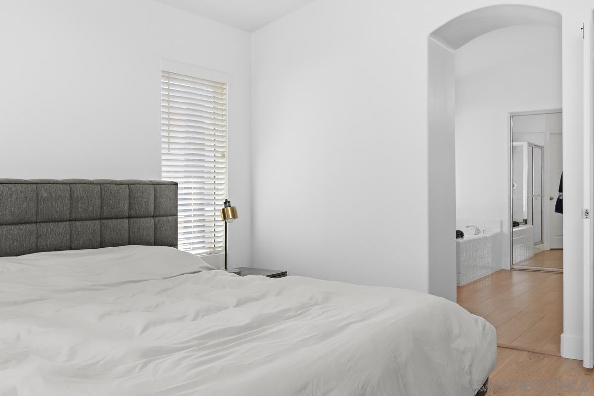 Detail Gallery Image 31 of 52 For 4208  Baroque Terrace, Oceanside,  CA 92057 - 4 Beds | 3 Baths