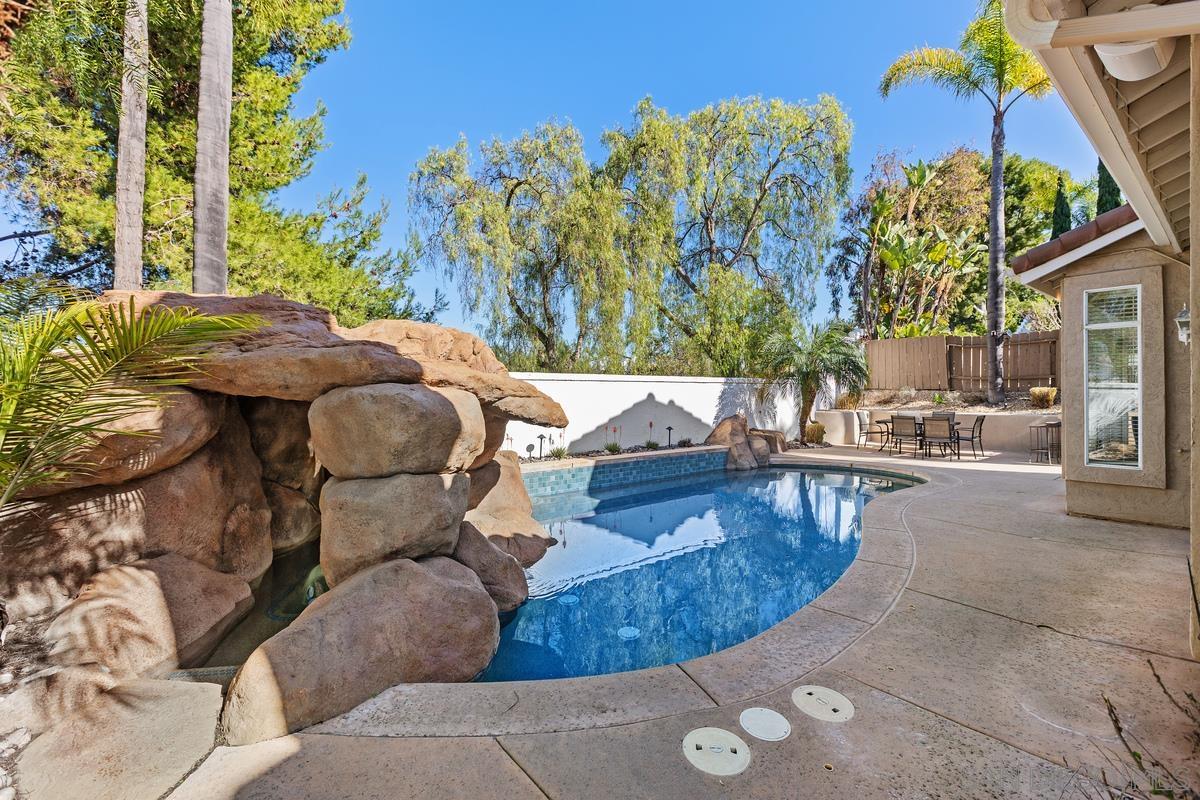 Detail Gallery Image 45 of 52 For 4208  Baroque Terrace, Oceanside,  CA 92057 - 4 Beds | 3 Baths