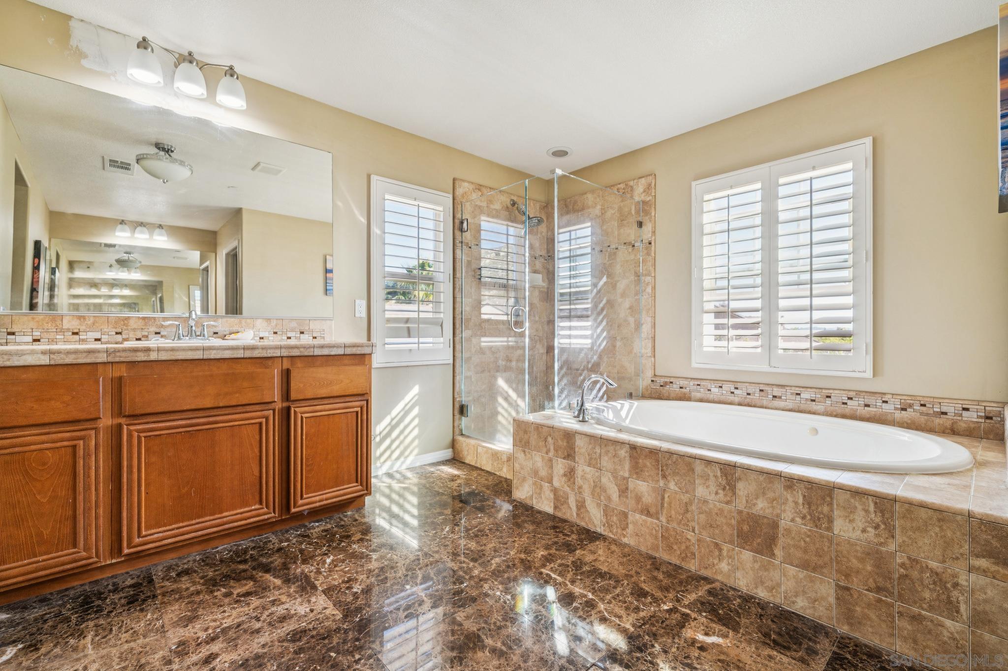 Detail Gallery Image 18 of 27 For 3152  Beven Dr, Escondido,  CA 92027 - 5 Beds | 4/1 Baths