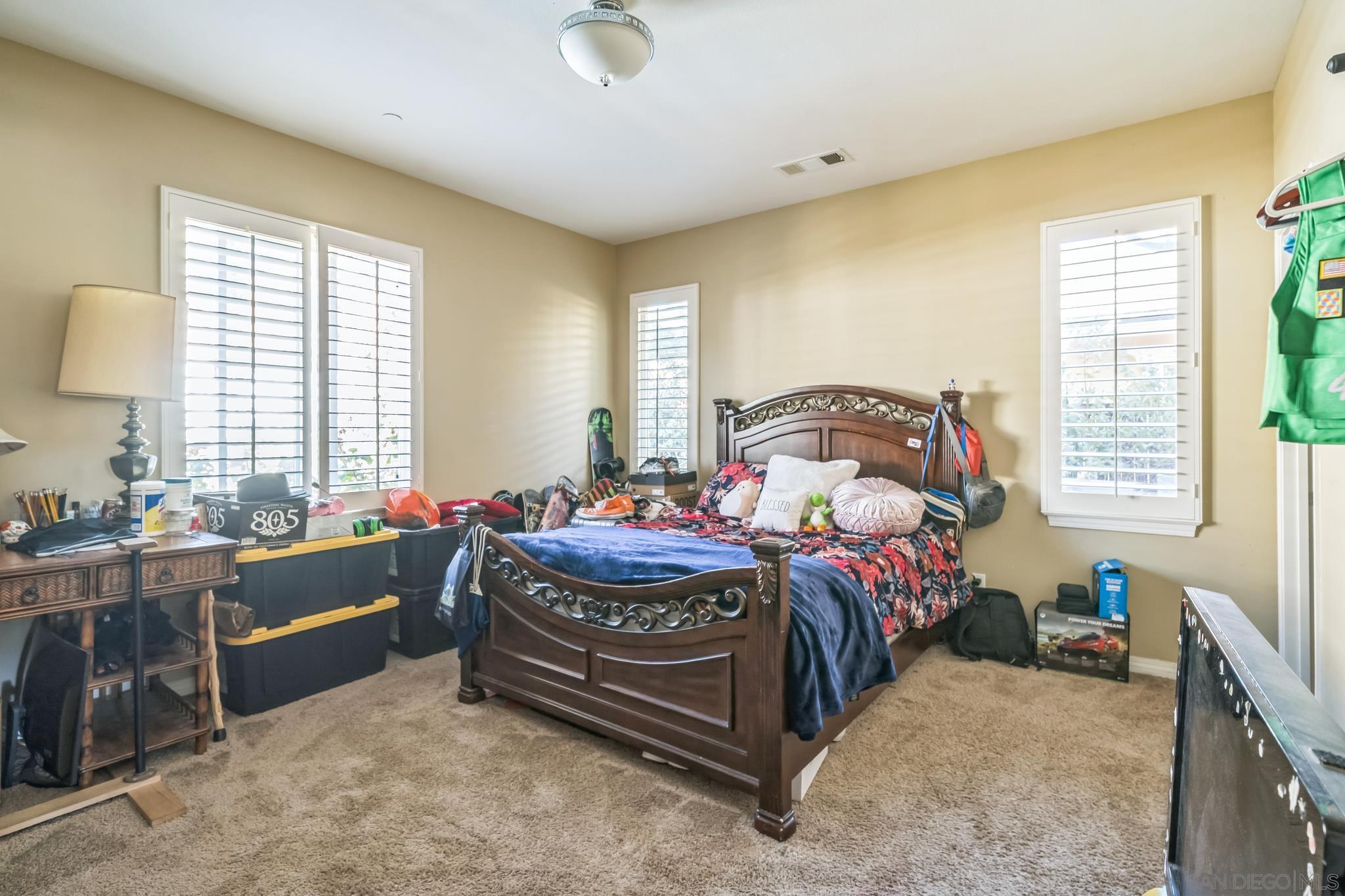 Detail Gallery Image 23 of 27 For 3152  Beven Dr, Escondido,  CA 92027 - 5 Beds | 4/1 Baths