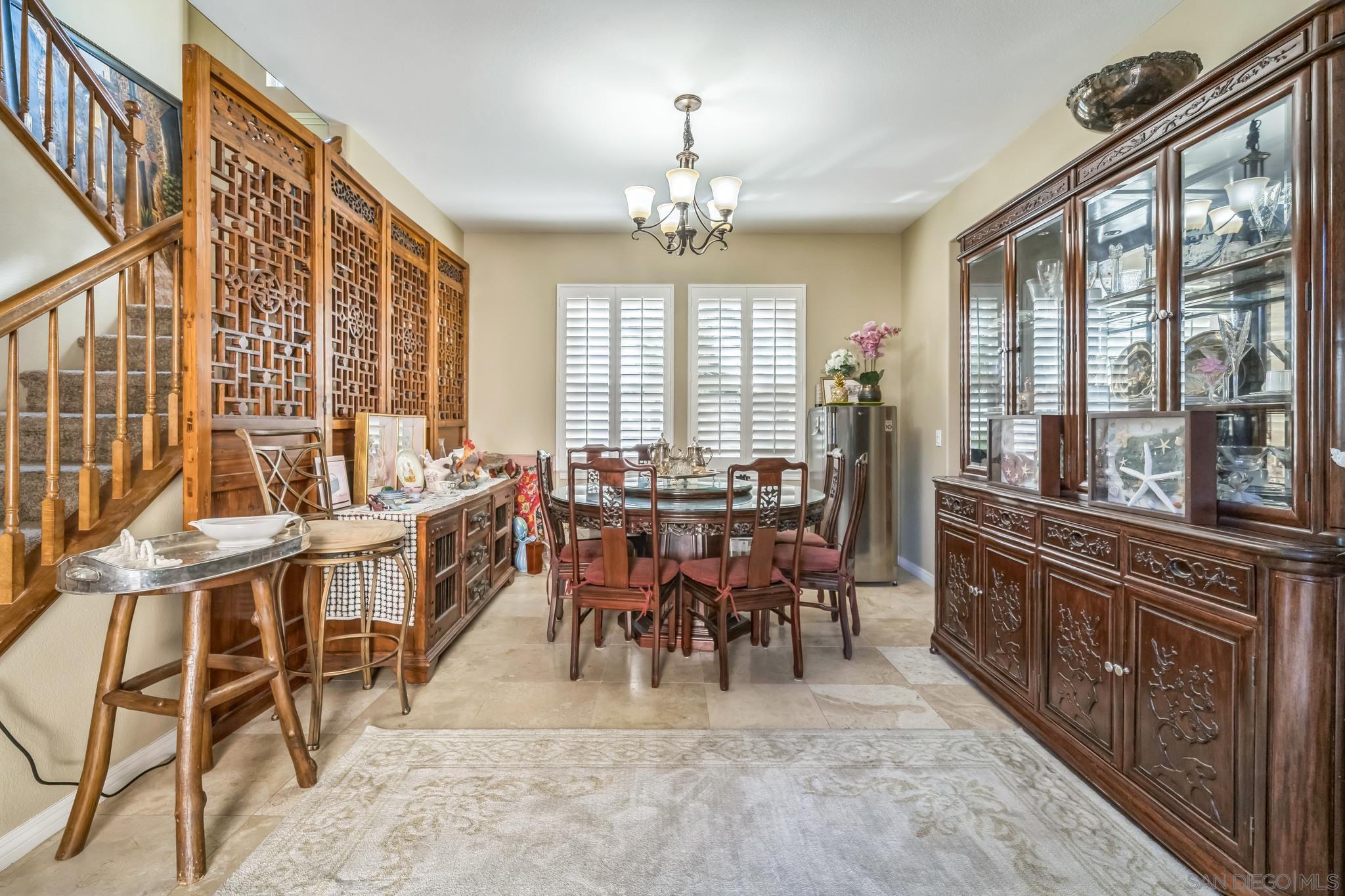 Detail Gallery Image 7 of 27 For 3152  Beven Dr, Escondido,  CA 92027 - 5 Beds | 4/1 Baths