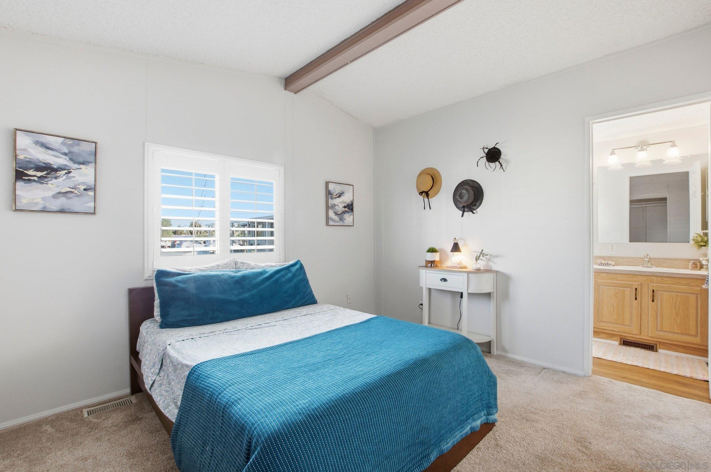 Detail Gallery Image 18 of 28 For 6460  Convoy Ct.  #46,  San Diego,  CA 92117 - 2 Beds | 2 Baths